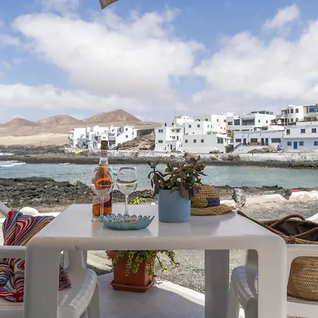 بيت للعطل La Casita Del Mar *